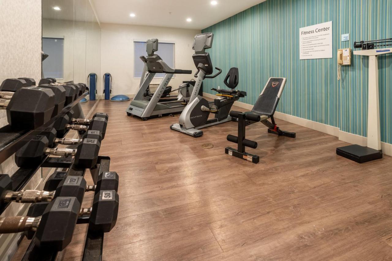 Holiday Inn Express Hotel & Suites Salisbury - Delmar By Ihg Ngoại thất bức ảnh