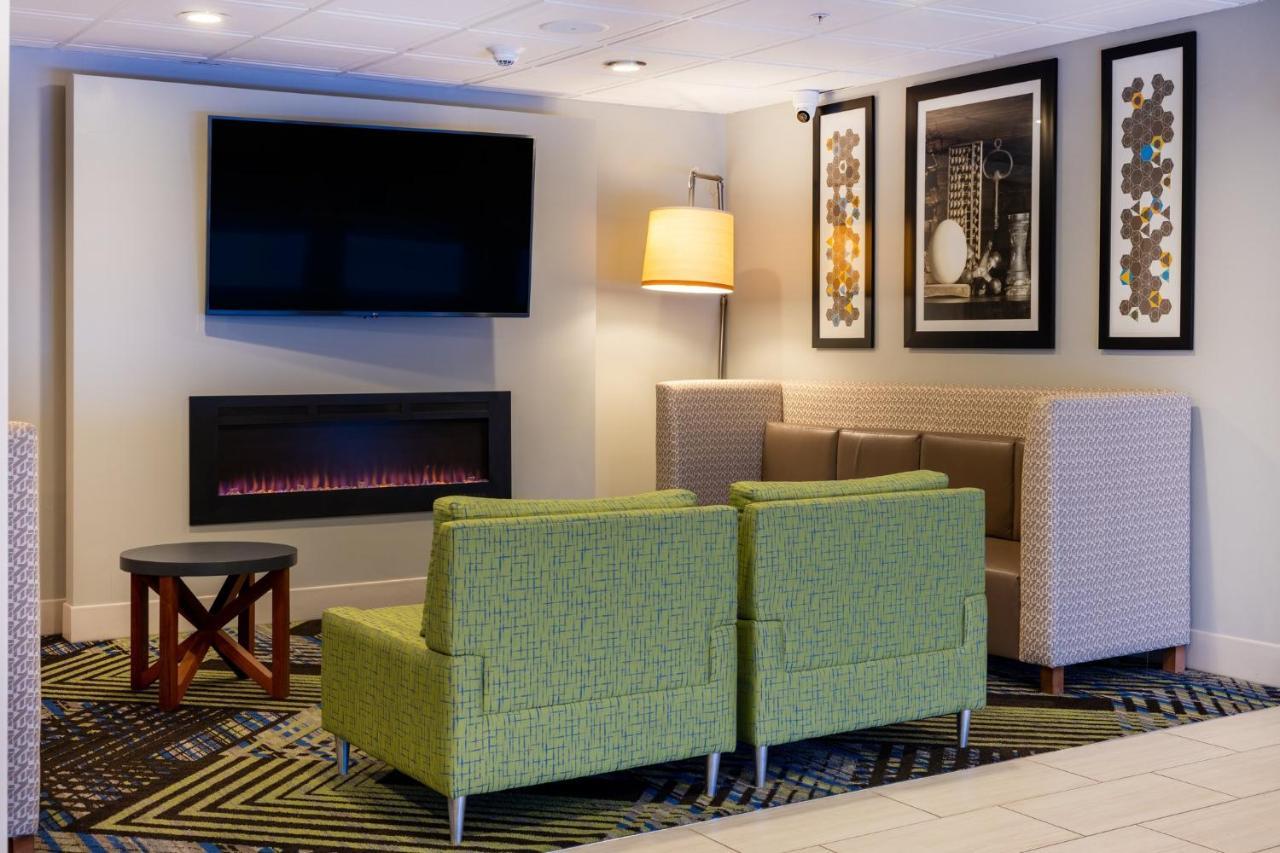 Holiday Inn Express Hotel & Suites Salisbury - Delmar By Ihg Ngoại thất bức ảnh