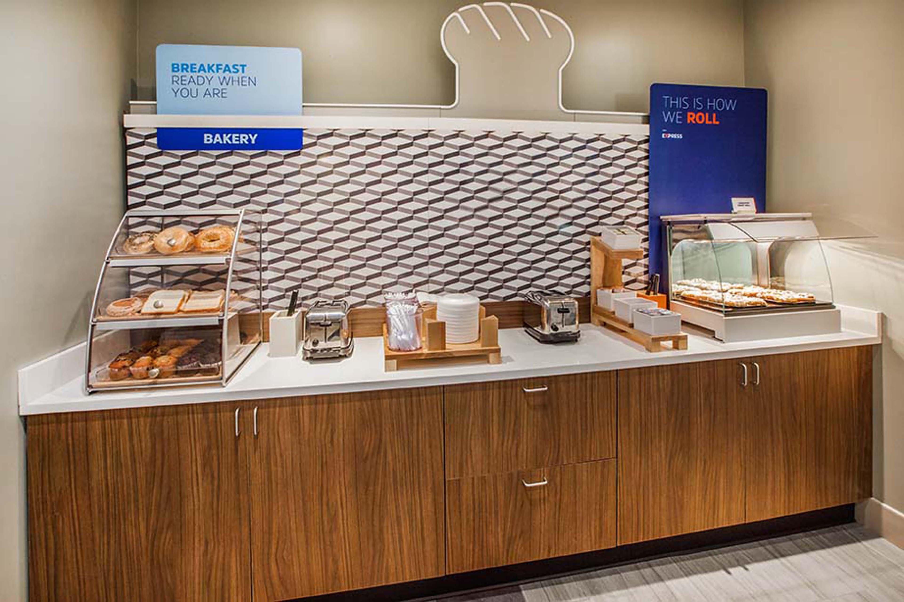 Holiday Inn Express Hotel & Suites Salisbury - Delmar By Ihg Ngoại thất bức ảnh