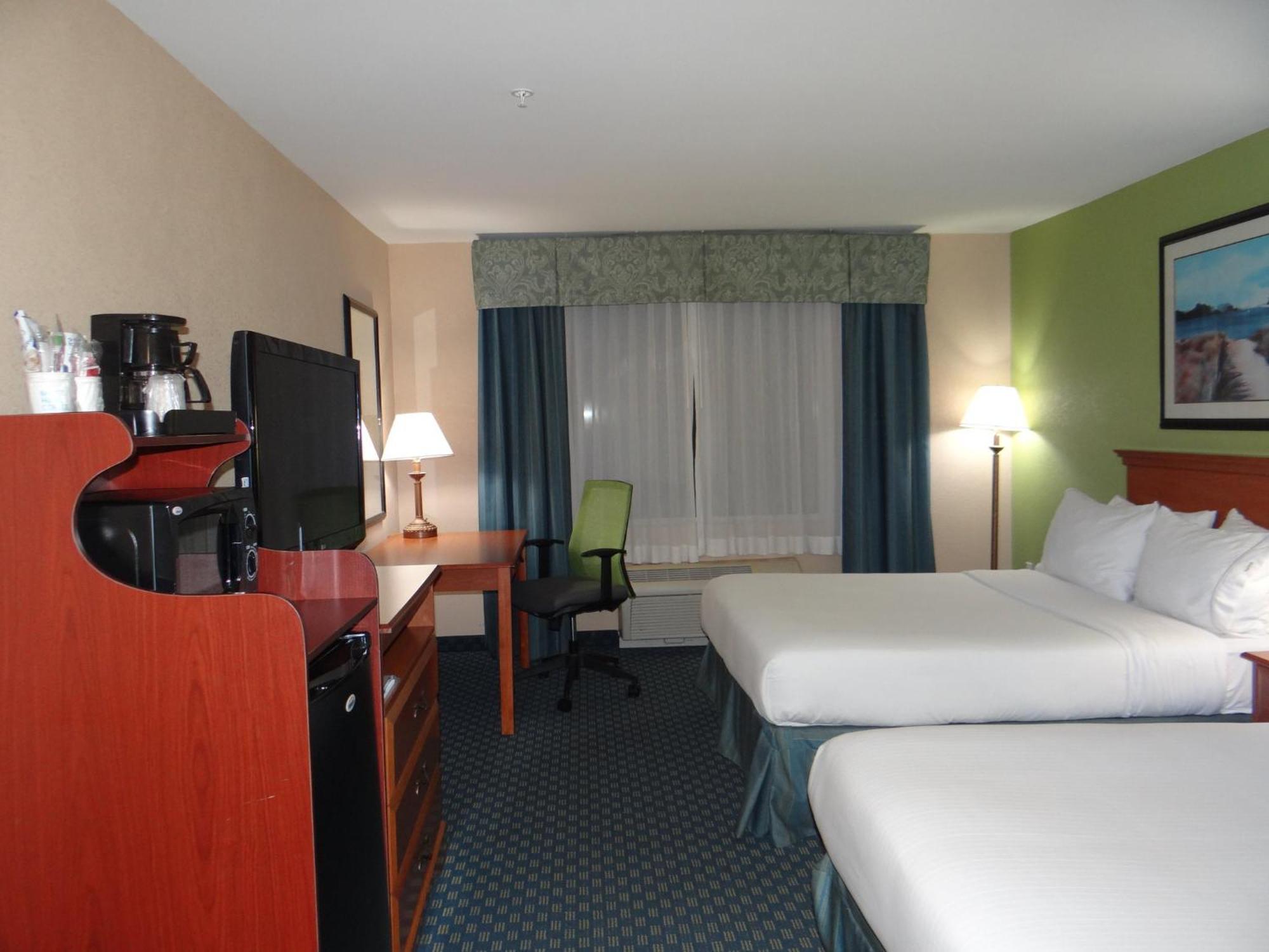 Holiday Inn Express Hotel & Suites Salisbury - Delmar By Ihg Ngoại thất bức ảnh