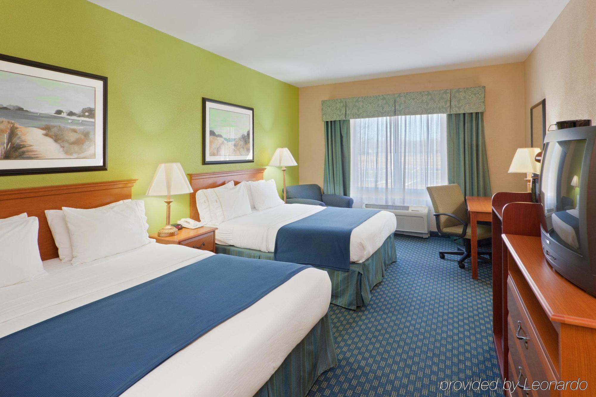 Holiday Inn Express Hotel & Suites Salisbury - Delmar By Ihg Phòng bức ảnh